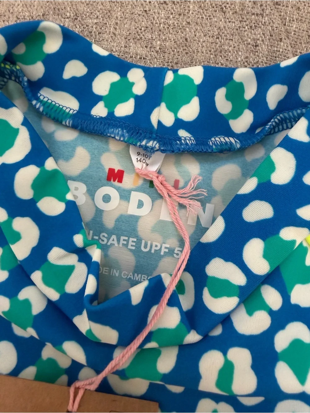 NWT MINI BODEN BLUE AND GREEN LEOPARD TWO PIECE RASH GUARD BOARD SHORTS SUIT